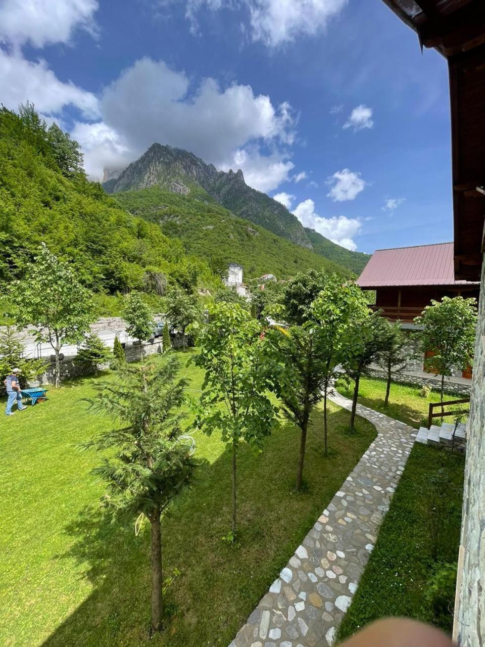 Valbona Relax 호텔 외부 사진