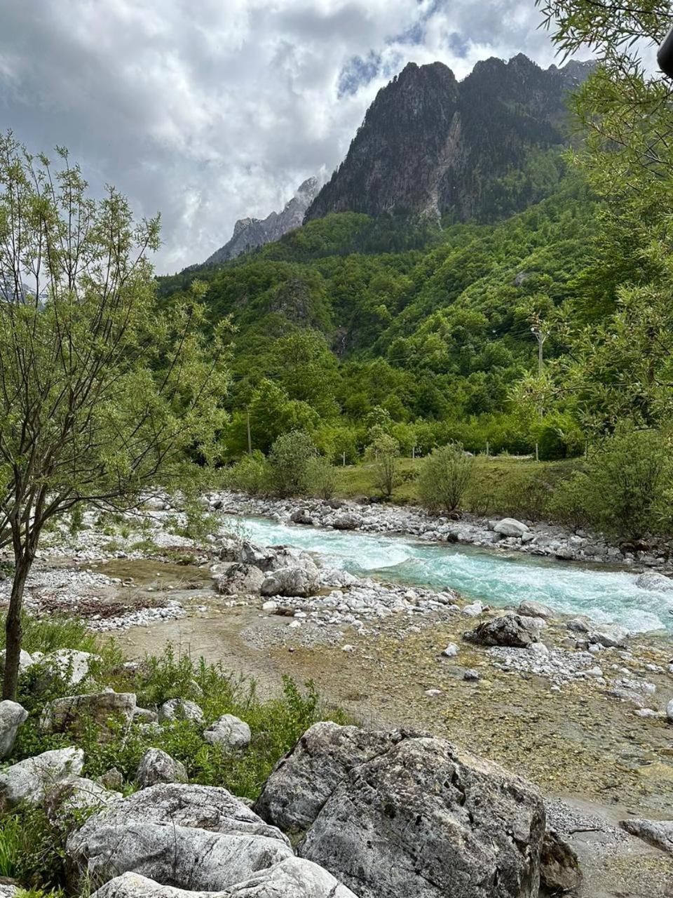Valbona Relax 호텔 외부 사진