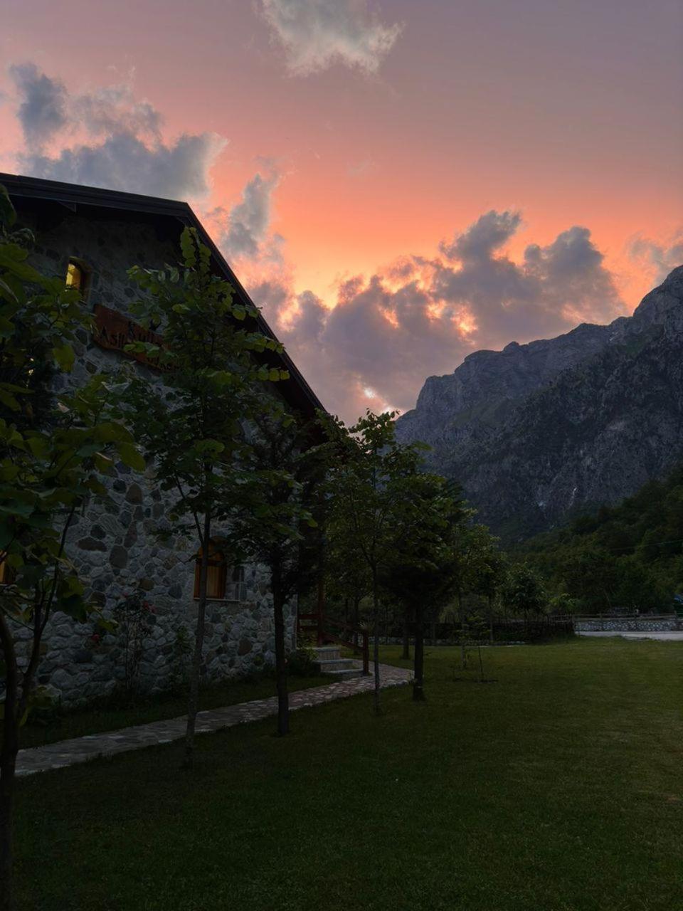 Valbona Relax 호텔 외부 사진