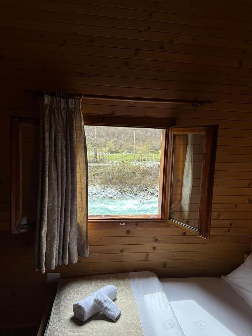 Valbona Relax 호텔 외부 사진